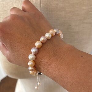Lustrous Pearl Bracelet with Adjustable Clasp